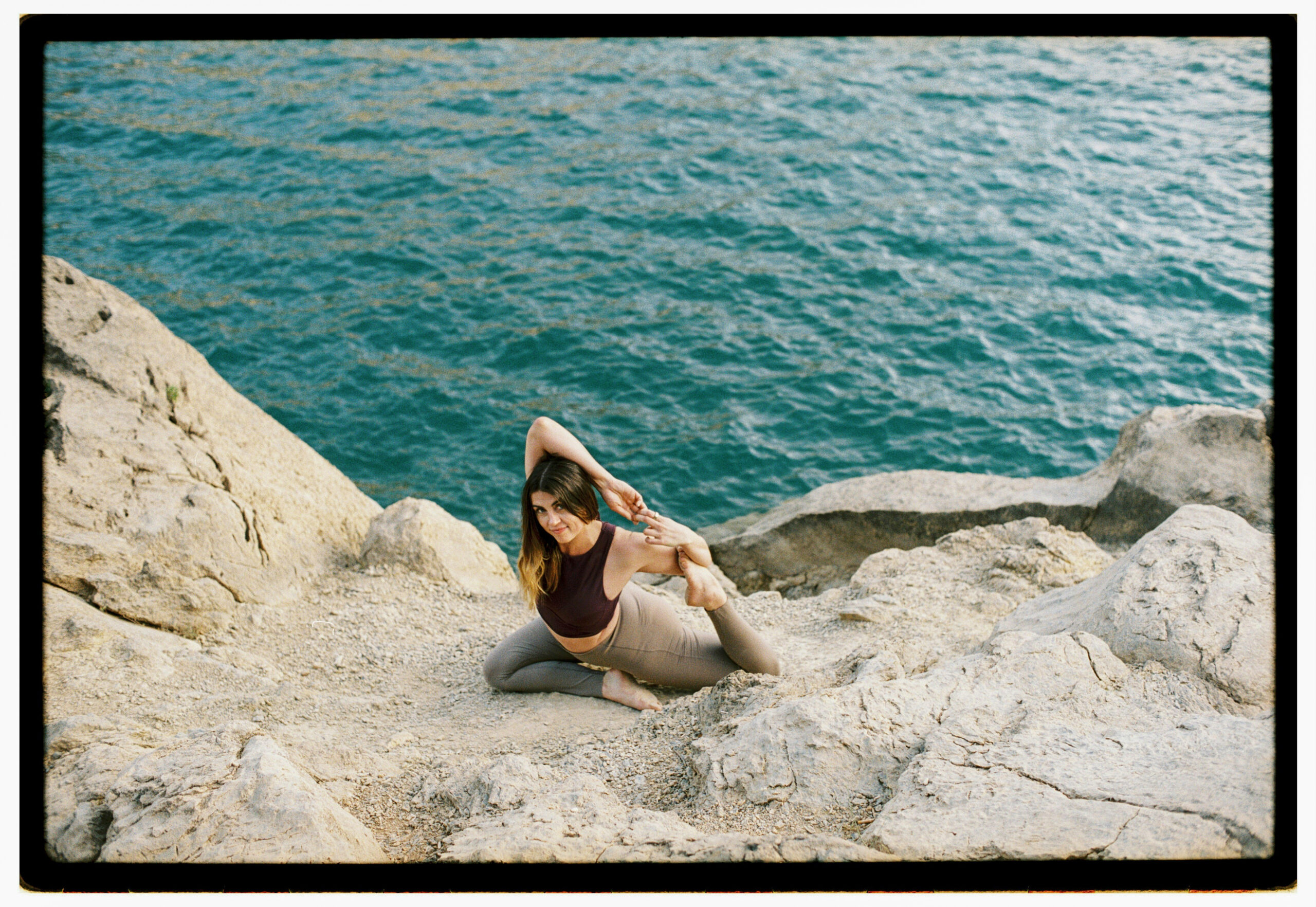 Yoga_Laura_0002 copy.jpg brighter